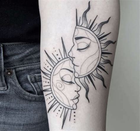 el sol y la luna tatuajes|tatuajes de la luna.